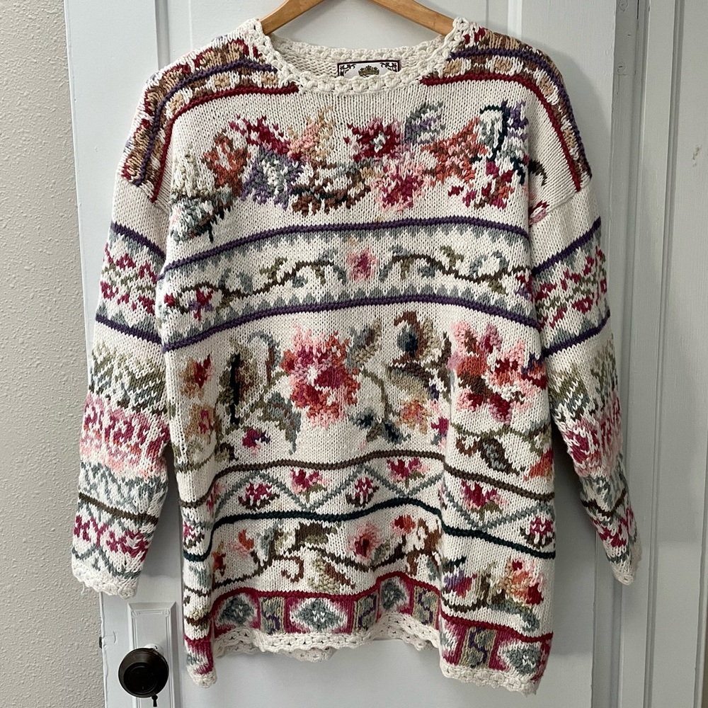 VINTAGE Tiara International Knitted Floral Sweater
